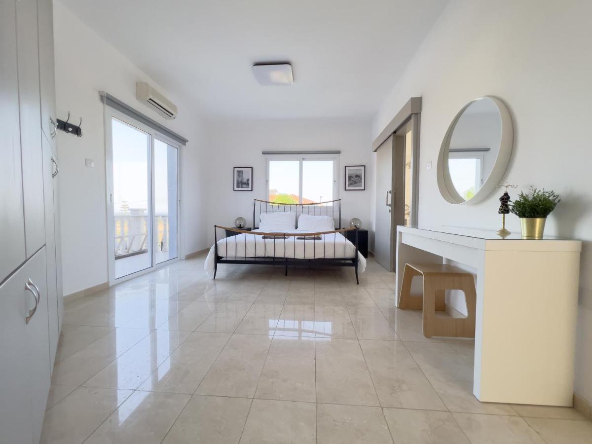 Grand Villa Lynn Seaview Ayia Napa Exterior foto