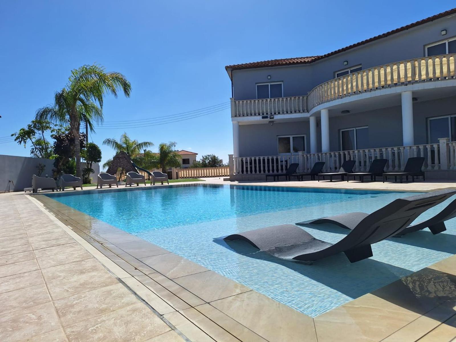 Grand Villa Lynn Seaview Ayia Napa Exterior foto